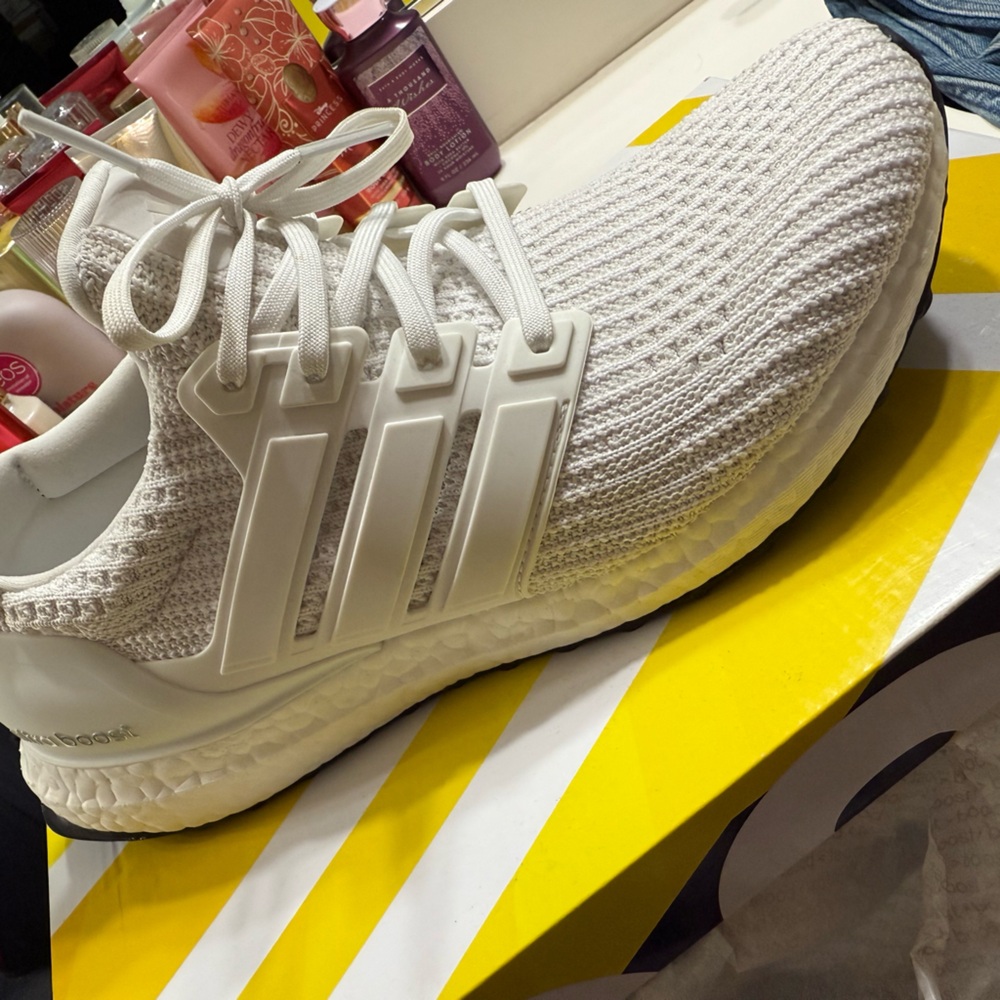 Adidas Ultra Boost Sneakers